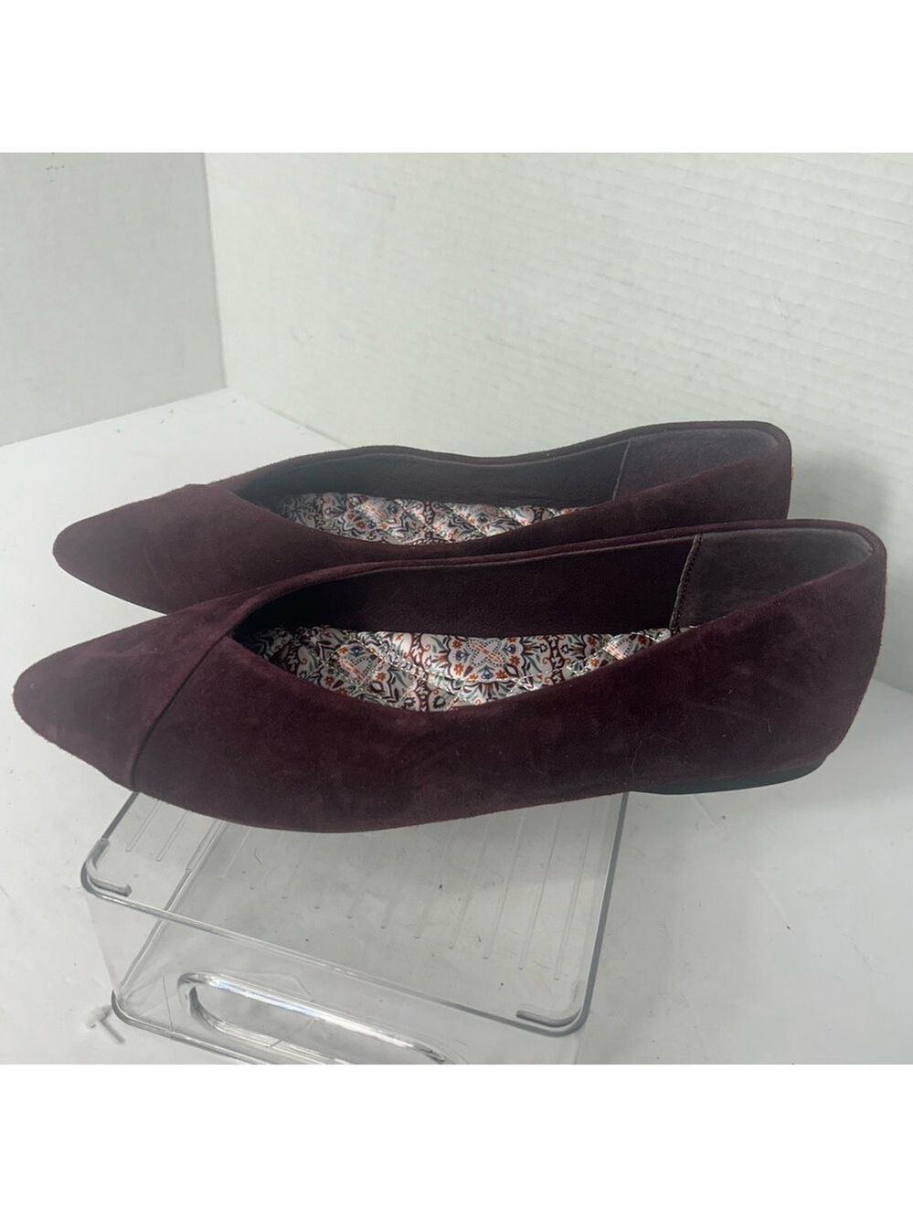 NEW Birdies Women’s The Goldfinch Suede Pointed Toe Elegant Burgundy Flats 7M - Picture 3 of 7